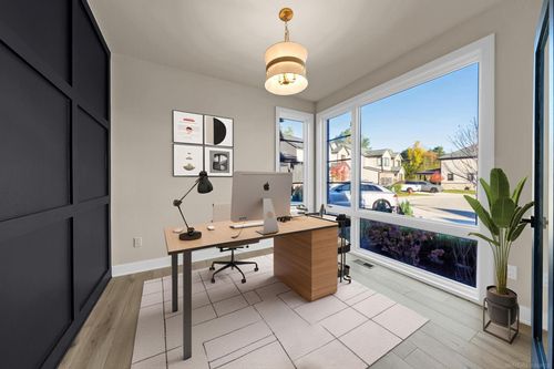 54695 Camden Ct, Utica, MI, 48316-3628 | Card Image