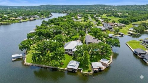 311 River Ranch Rd, Kingsland, TX, 78639-4364 | Card Image