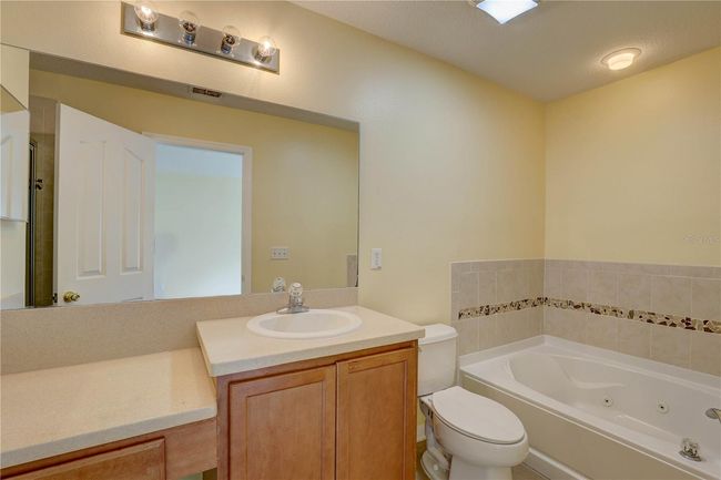 4591 Limerick Dr, Townhouse with 3 bedrooms, 3 bathrooms and null parking in TAMPA FL | Image 18
