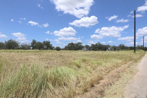 219 County Road 331, Floresville, TX, 78114 | Card Image