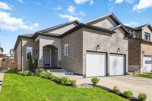 2344 Constance Ave, London, ON, N6M0G5 | Card Image