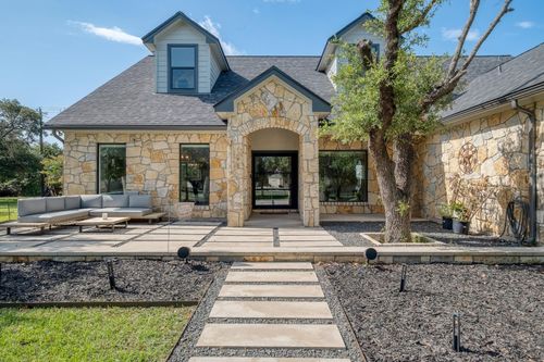81 Possum Trot, Liberty Hill, TX, 78642-6264 | Card Image
