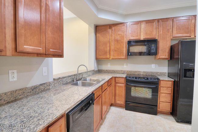 6Kitchen | Image 7