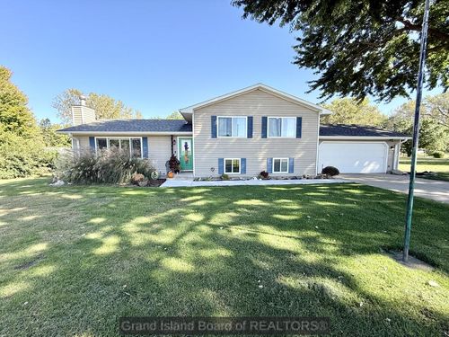 709 N Gunbarrel Rd, Grand Island, NE, 68801-9007 | Card Image