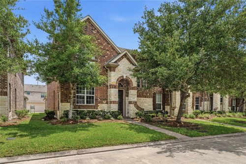 9131 Solvista Pass Ln, Houston, TX, 77070-2145 | Card Image