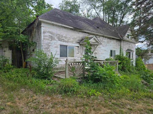 212 E 2nd St, Trufant, MI, 49347 | Card Image