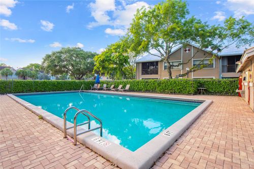 4d-9625 Riverside Dr, Coral Springs, FL, 33071 | Card Image