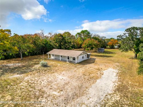 9421 Sunshine Grove Rd, BROOKSVILLE, FL, 34613-4105 | Card Image