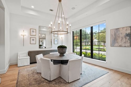 8124 Boiling Springs Pl, Brentwood, TN, 37027-2105 | Card Image