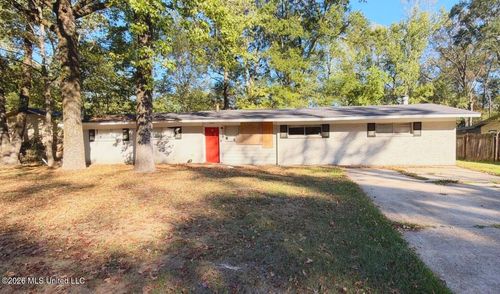 3310 Oakview Dr, Jackson, MS, 39212-4014 | Card Image