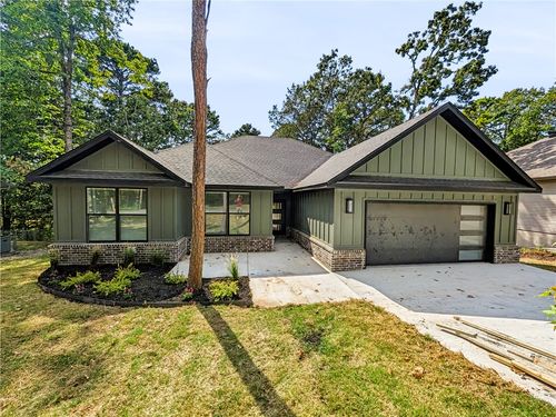 12 Radcliffe Dr, Bella Vista, AR, 72714-4319 | Card Image