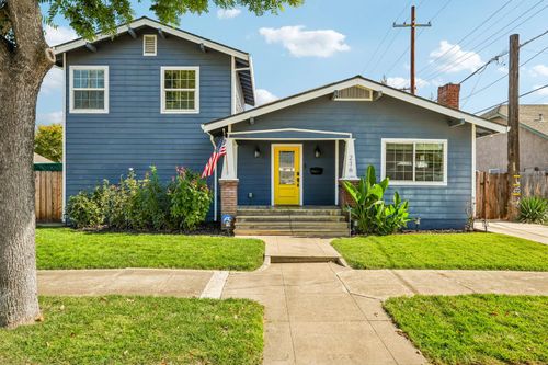 216 N Hutchins Street, Lodi, CA, 95240 | Card Image