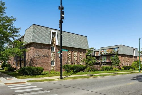 3e-3746 N Central Ave, Chicago, IL, 60634-2715 | Card Image