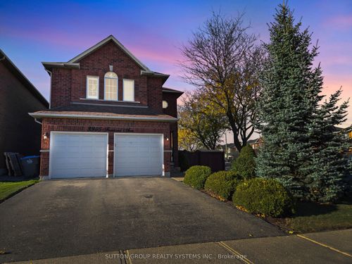 3945 Foxwood Ave, Mississauga, ON, L5N7V4 | Card Image