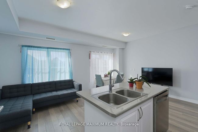 214 - 3905 Major Mackenzie Dr, Condo with 2 bedrooms, 3 bathrooms and null parking in Woodbridge ON | Image 9