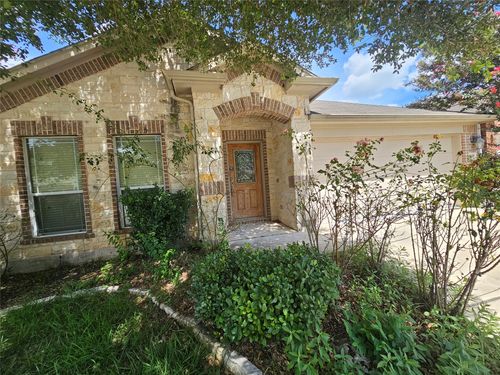 2035 Intrepid Dr, Buda, TX, 78610-4990 | Card Image