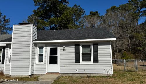 218 Cedar Creek Dr, Jacksonville, NC, 28540-4066 | Card Image