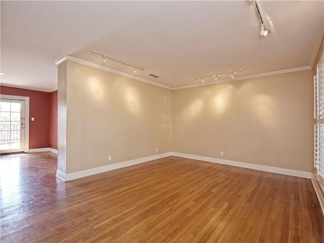 1621 Watchhill Rd, House other with 3 bedrooms, 2 bathrooms and 2 parking in Austin TX | Image 5