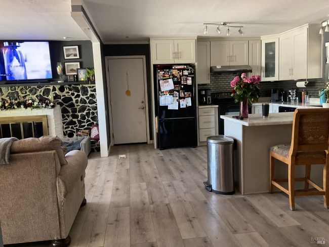 588 Pebble Way, House other with 4 bedrooms, 2 bathrooms and 4 parking in Clearlake Oaks CA | Image 5