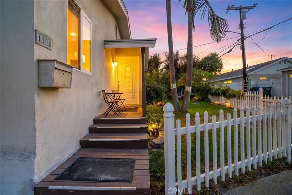 Residential Lease in Redondo Beach 3