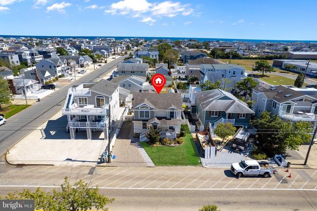 106 S Barnegat Ave, House other with 5 bedrooms, 2 bathrooms and null parking in Surf City NJ | Image 58