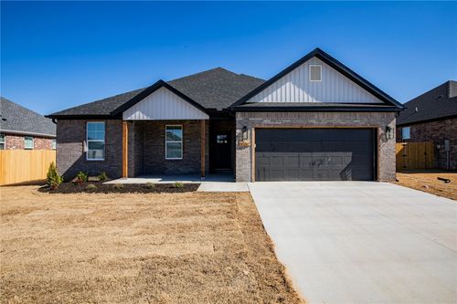 4867 Farmhouse St, Tontitown, AR, 72762-5397 | Card Image