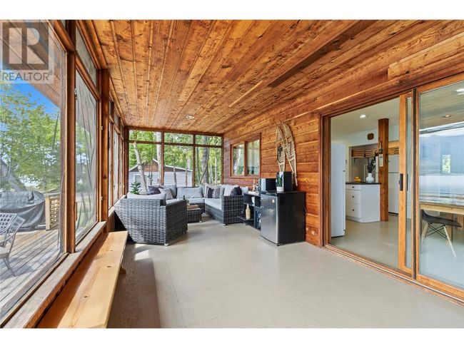 4006 Express Point Rd, House other with 4 bedrooms, 2 bathrooms and null parking in Scotch Creek BC | Image 12