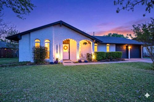 8608 Donna Gail Dr, Austin, TX, 78757-6903 | Card Image
