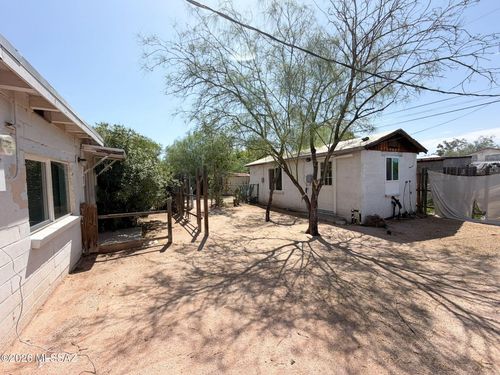 833 W Tipton Drive, Tucson, AZ, 85705 | Card Image