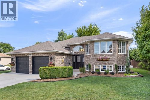 1068 Socrates Cres, Windsor, ON, N9G2N9 | Card Image