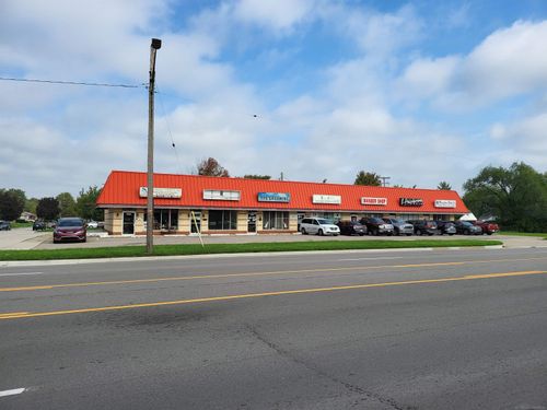 19415 E 10 Mile Rd, Roseville, MI, 48066-3915 | Card Image