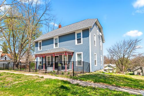 133 N 5th St, West Branch, IA, 52358-9615 | Card Image