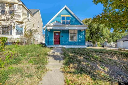 2110 J Street, Omaha, NE, 68107 | Card Image