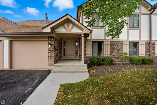apt-1a-1224 Knottingham Ct, Schaumburg, IL, 60193-4884 | Card Image