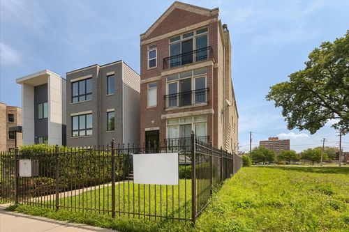 unit-2-4541 S Evans Ave, Chicago, IL, 60653-5053 | Card Image