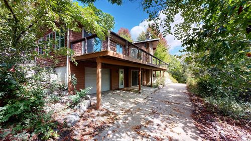 7724 Deep Pond Rd, Whitewater, WI, 53190-4376 | Card Image