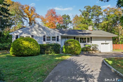 10 Jennifer Road, Norwalk, CT, 06850 | Card Image