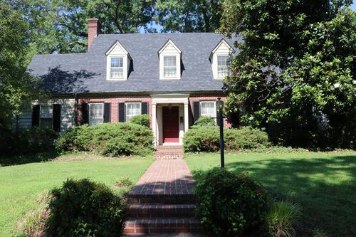 809 First Ave, Farmville, VA, 23901-2103 | Card Image