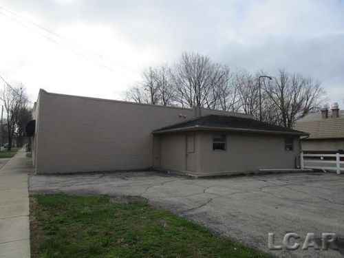 108 E Butler Street, Adrian, MI, 49221 | Card Image