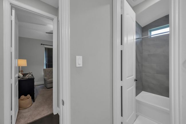 31268 New Forest Park Ln, House other with 4 bedrooms, 2 bathrooms and 3 parking in Spring TX | Image 37