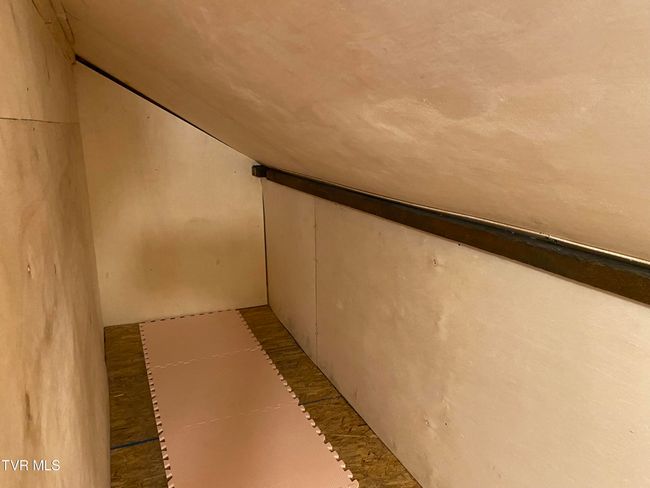 Closet | Image 29