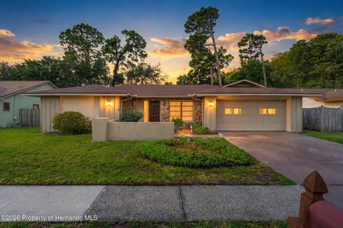 2220 Colonial Boulevard W, Palm Harbor, FL, 34683 | Card Image