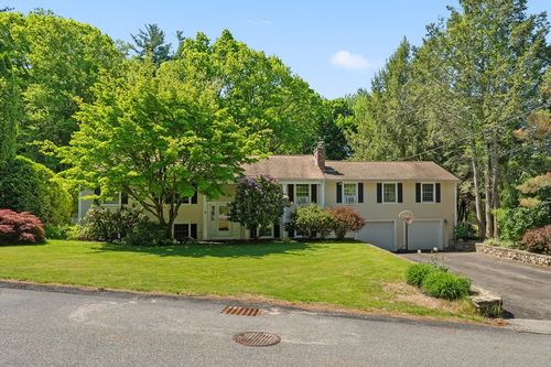 10 Blueberry Ln, Sturbridge, MA, 01566-1114 | Card Image