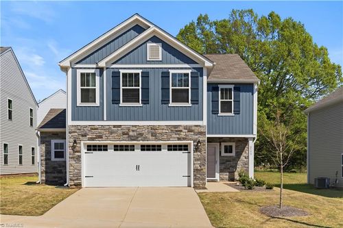 2133 Gatehouse Knoll Dr, Winston-Salem, NC, 27127-7671 | Card Image
