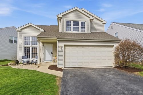620 Green Meadow Ln, Geneva, IL, 60134-3712 | Card Image
