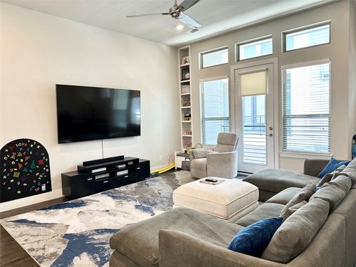 4226 Roseland Avenue, Dallas, TX, 75204 | Card Image