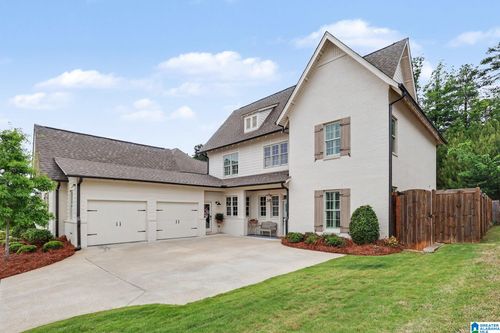 1719 Helen Ridge Dr, VESTAVIA HILLS, AL, 35242-5627 | Card Image