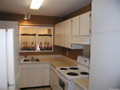 118 - 98-1361 Koaheahe Place, Home with 3 bedrooms, 2 bathrooms and 2 parking in Pearl City HI | Image 3