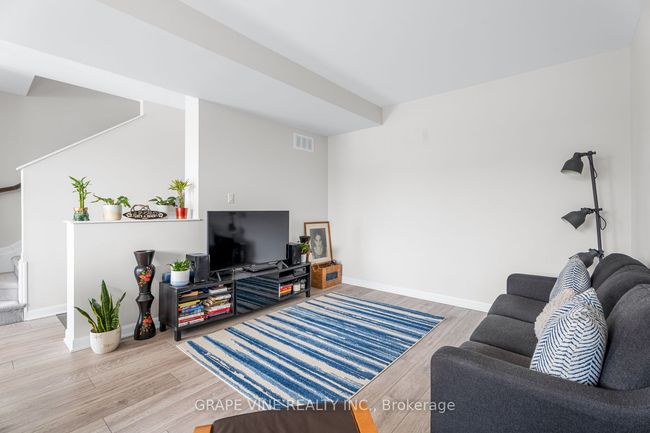 50 Teelin Circle, House attached with 2 bedrooms, 2 bathrooms and 2 parking in Barrhaven ON | Image 17