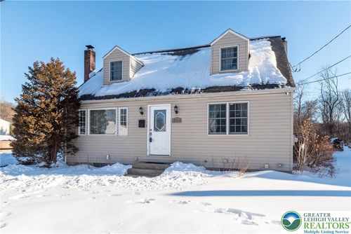 1511 Hausman Ave, Allentown, PA, 18103-8331 | Card Image